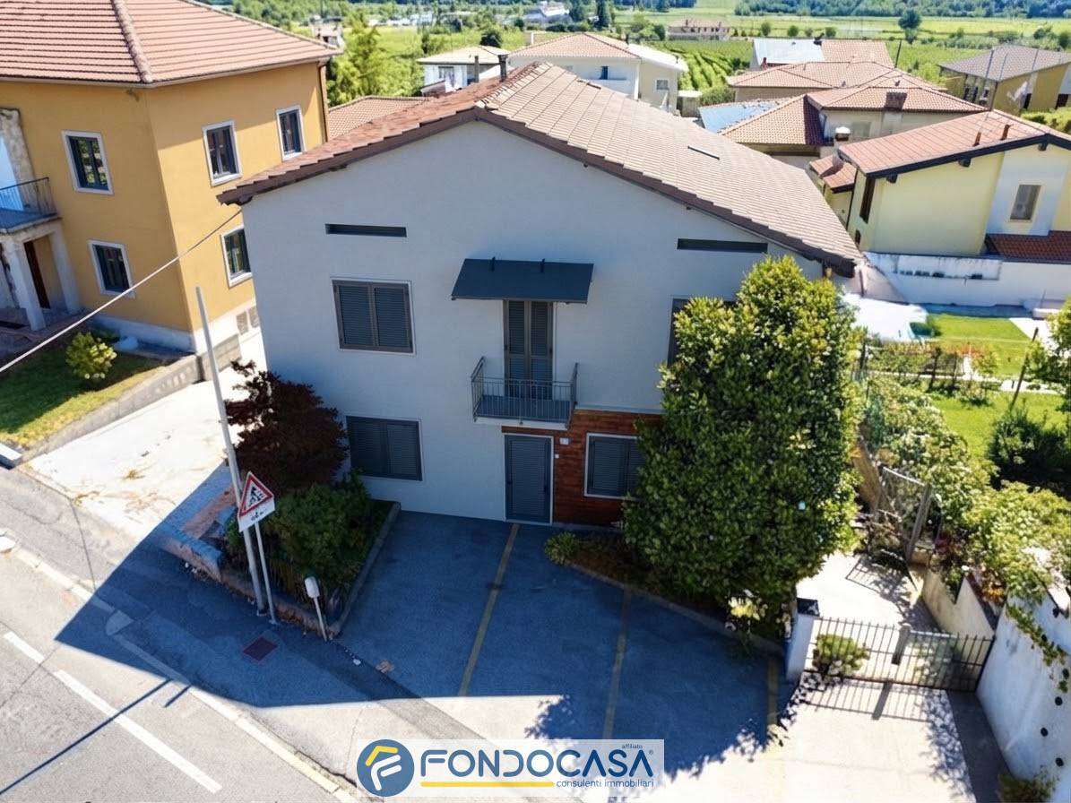 Villa, Rovato