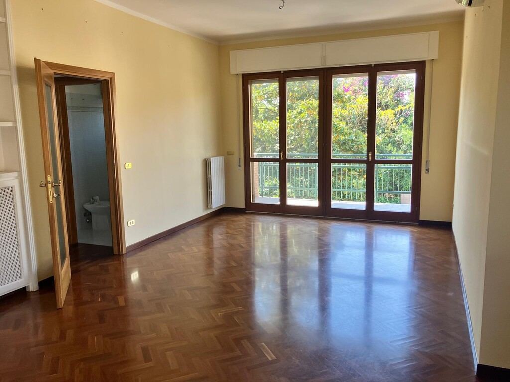Appartamento, Latina