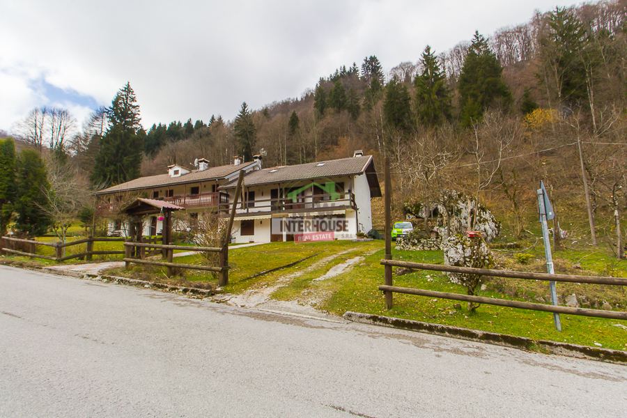 Appartamento Località Pezzeda, Barcis