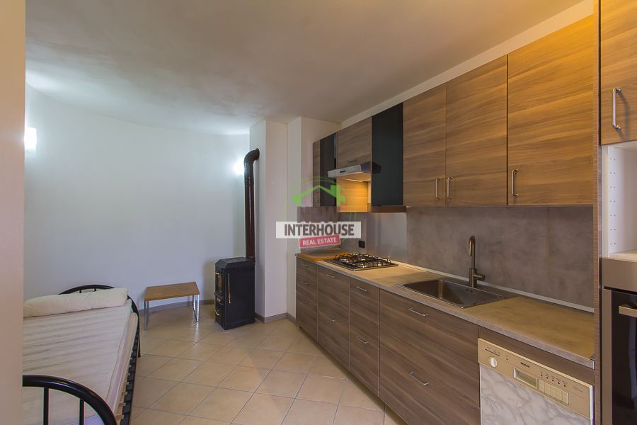 Appartamento Via Vian, Meduno