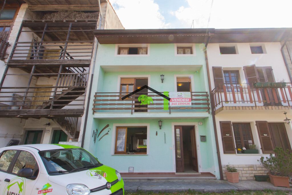 Appartamento Via Bosplans, Andreis
