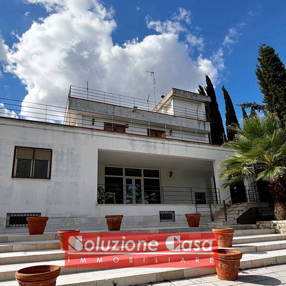 Villa via Roosevelt 67, Canosa di Puglia