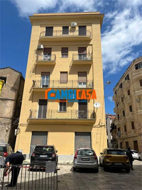 Magazzino - Deposito vicolo signoruzzo, Palermo