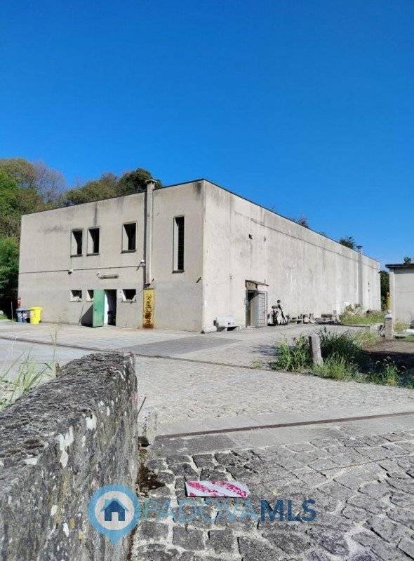 Capannone Via Montebello, 4, Cervarese Santa Croce