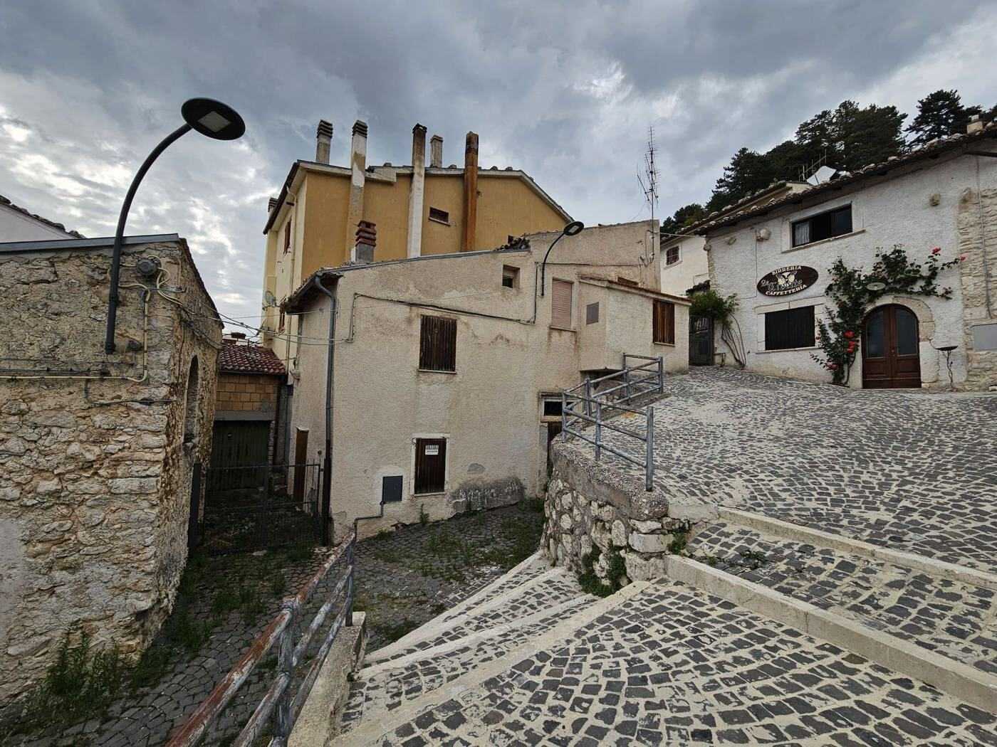 Casa indipendente Via Sant'Angelo, Castel del Monte