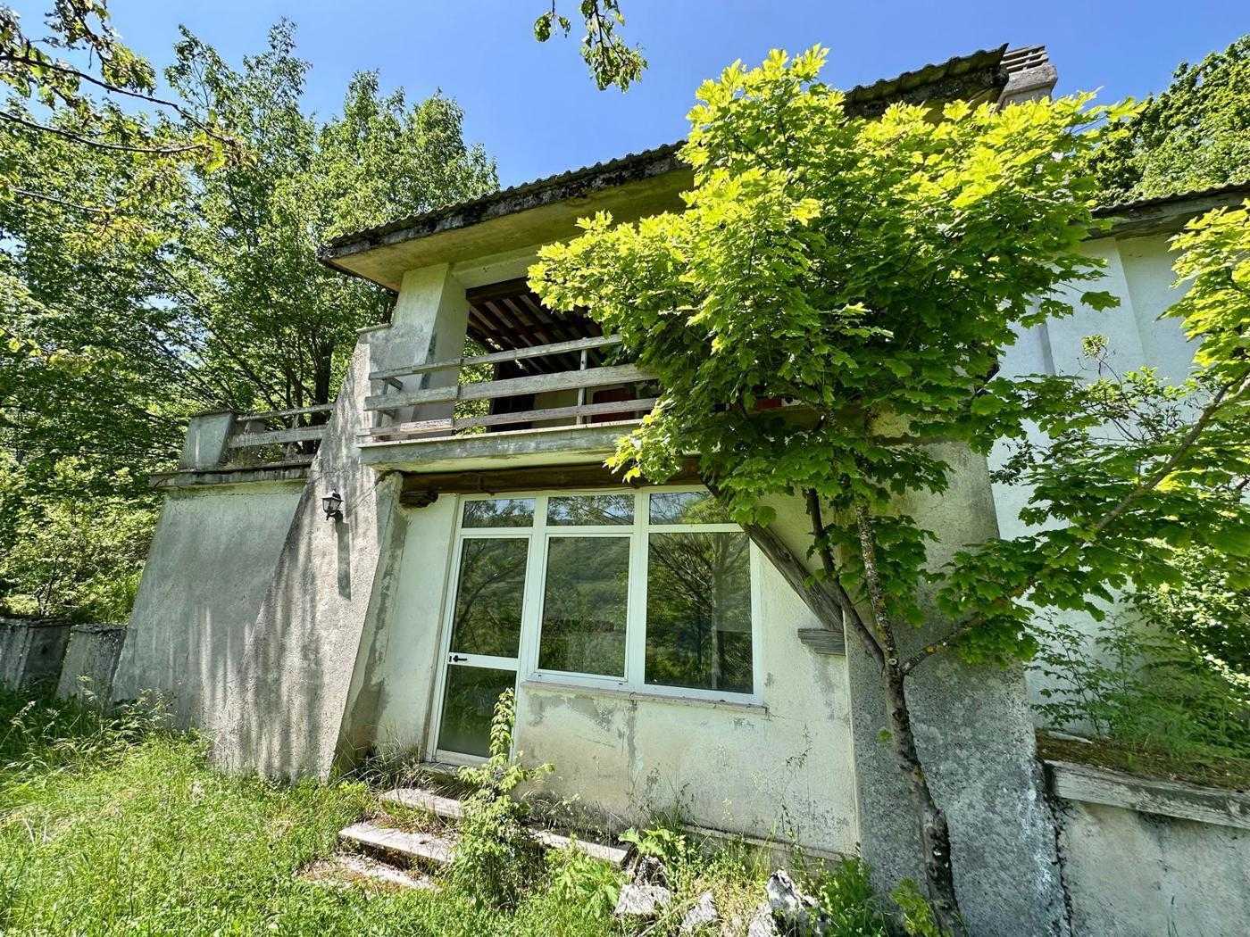 Casa indipendente Via dell'Acquasavia, Rocca di Mezzo