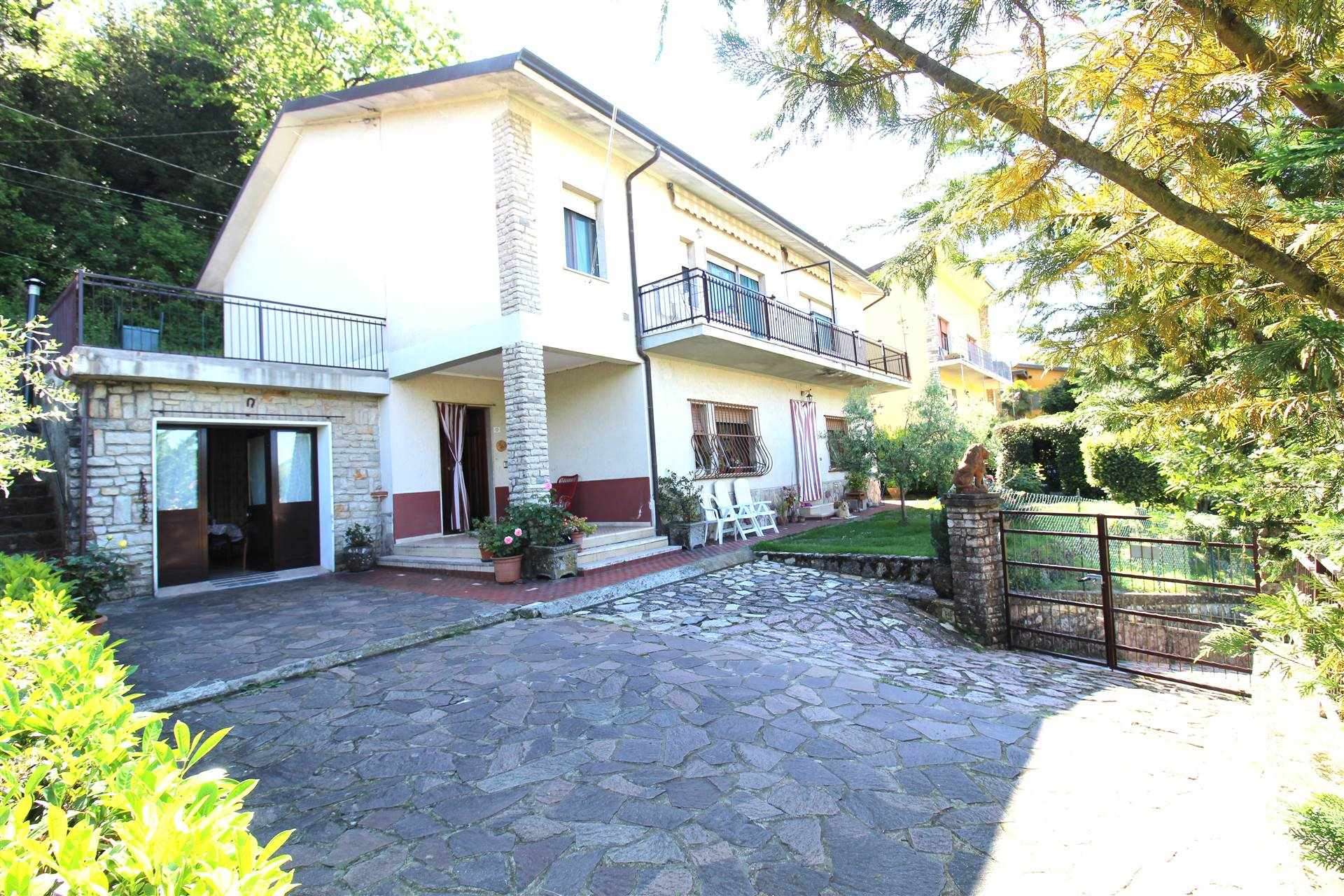 Villa, Aulla