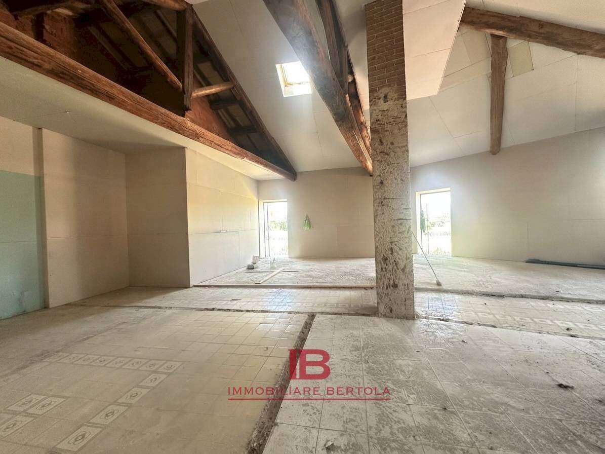 Appartamento Via Basse San Sebastiano
 
27, Cuneo