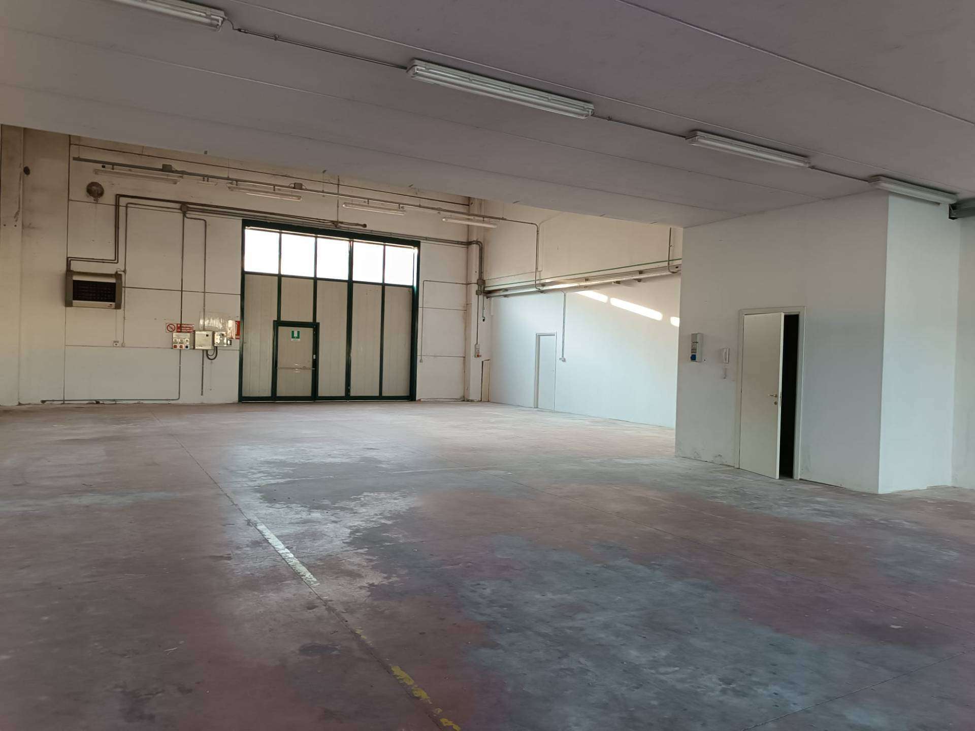 Laboratorio Viale Europa, Cascina