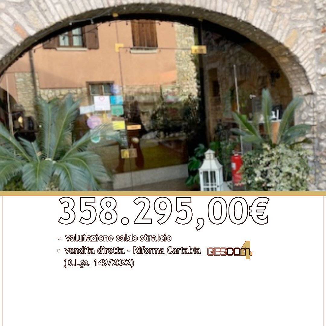 Negozio Via Gian Battista Marchesini, 18, Manerba del Garda