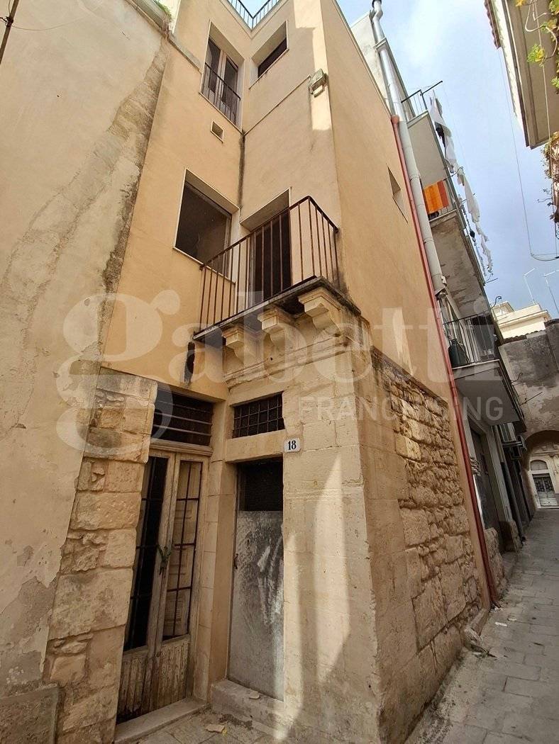Casa indipendente Via Sant'Anna, Ragusa