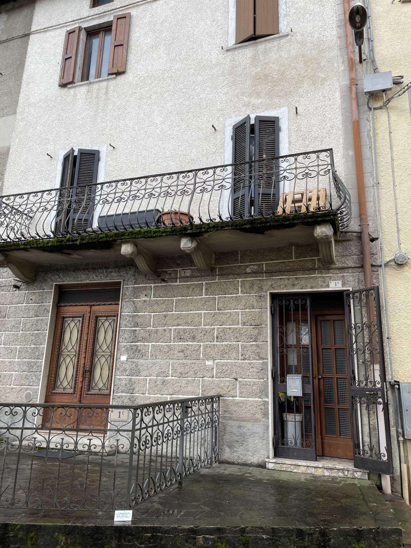 Palazzo - Stabile Piazza Mazzoleni,  14, Sant'Omobono Terme