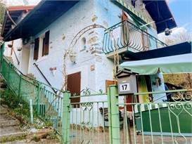 Casa indipendente, Aurano