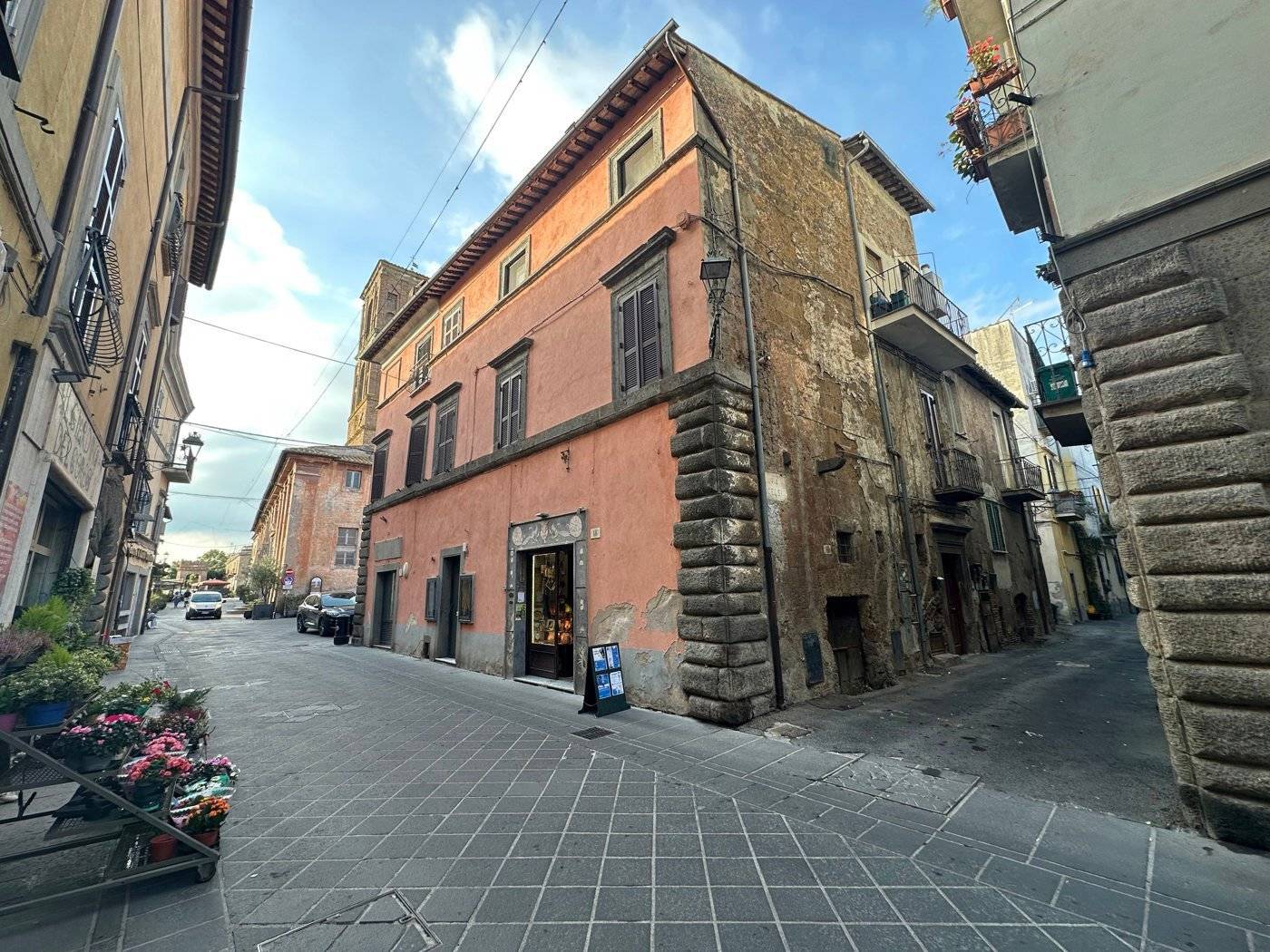 Appartamento, Nepi