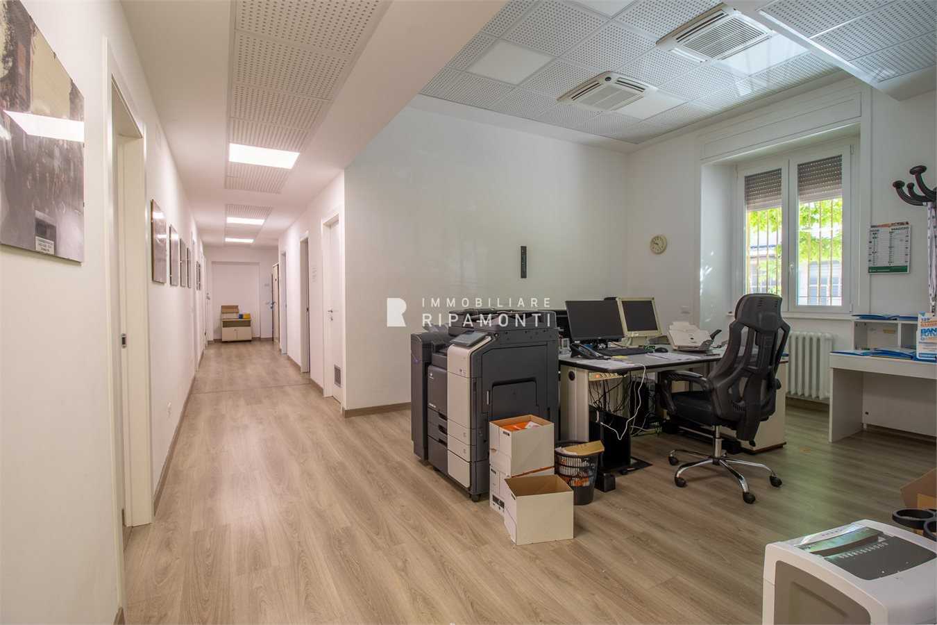 Ufficio Via Rivolta, Lecco