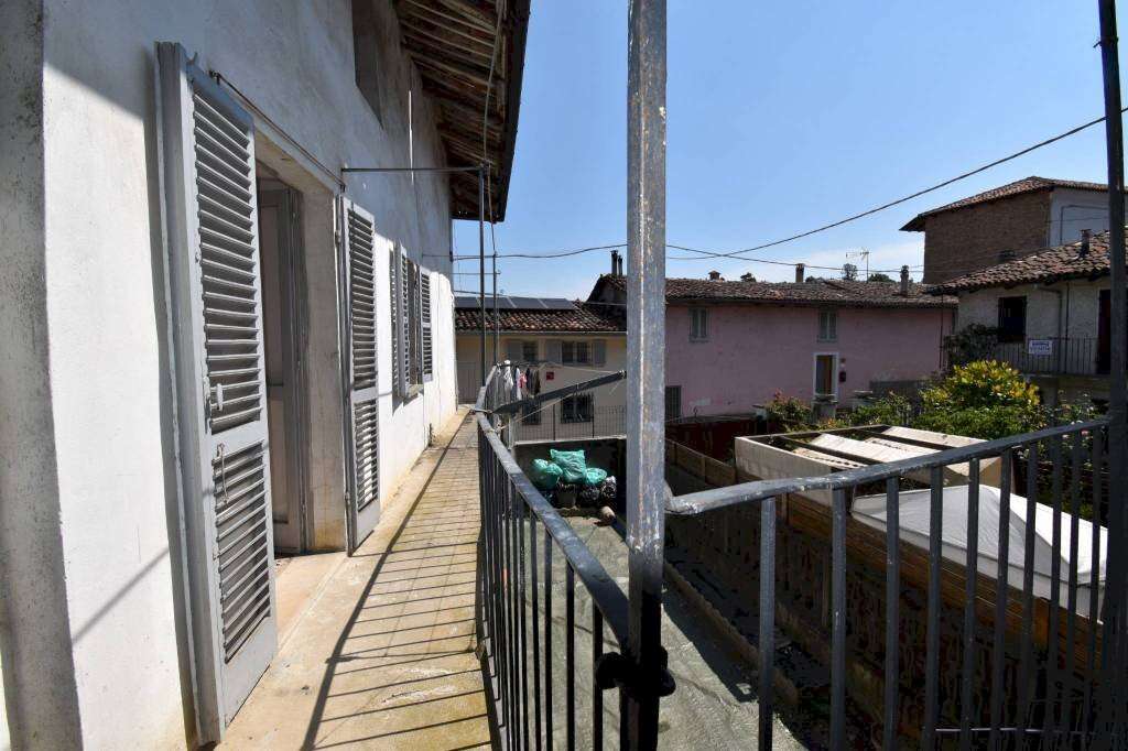 Casa indipendente via Giuseppe Garibaldi, Rocca d'Arazzo