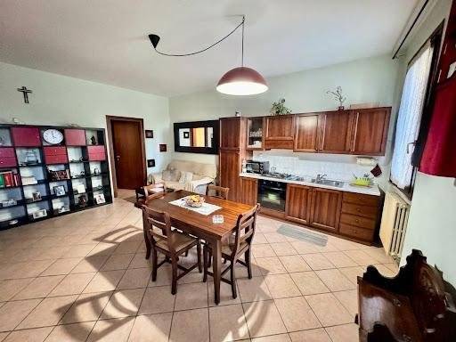 Appartamento Via San Rocco, 68, Badia Polesine