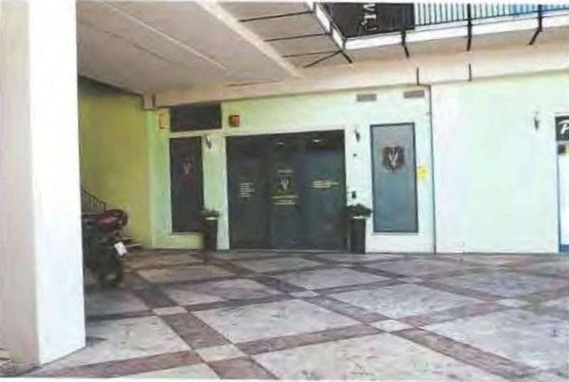 Negozio Via Aldo Bartocci, 12/6, Terni