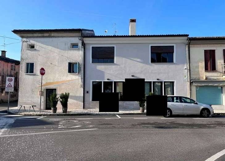 Negozio Via Fantin, Crocetta del Montello