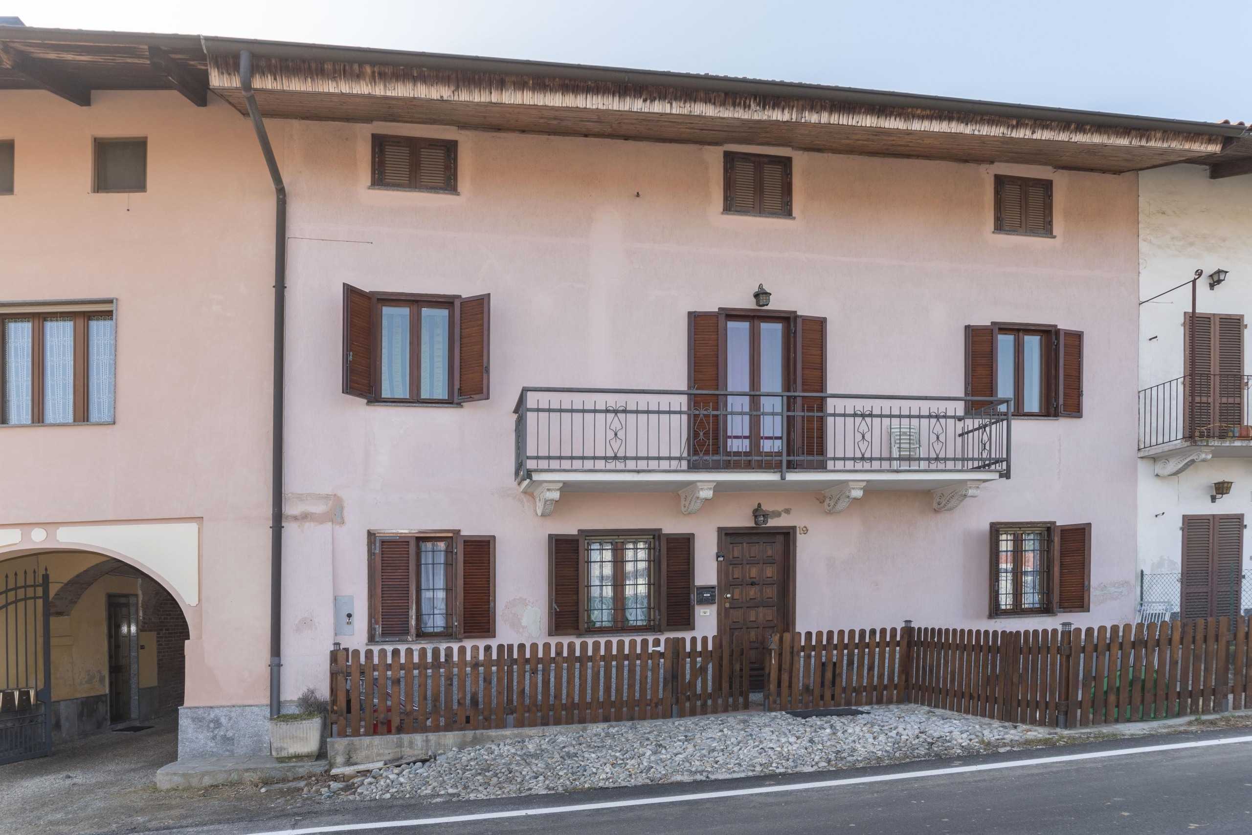 Porzione di casa Via Madonna della Neve, Nole