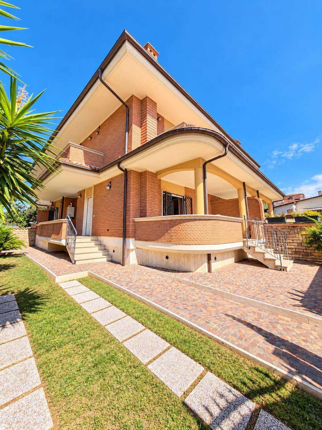 Casa indipendente Via Calliope, Anzio