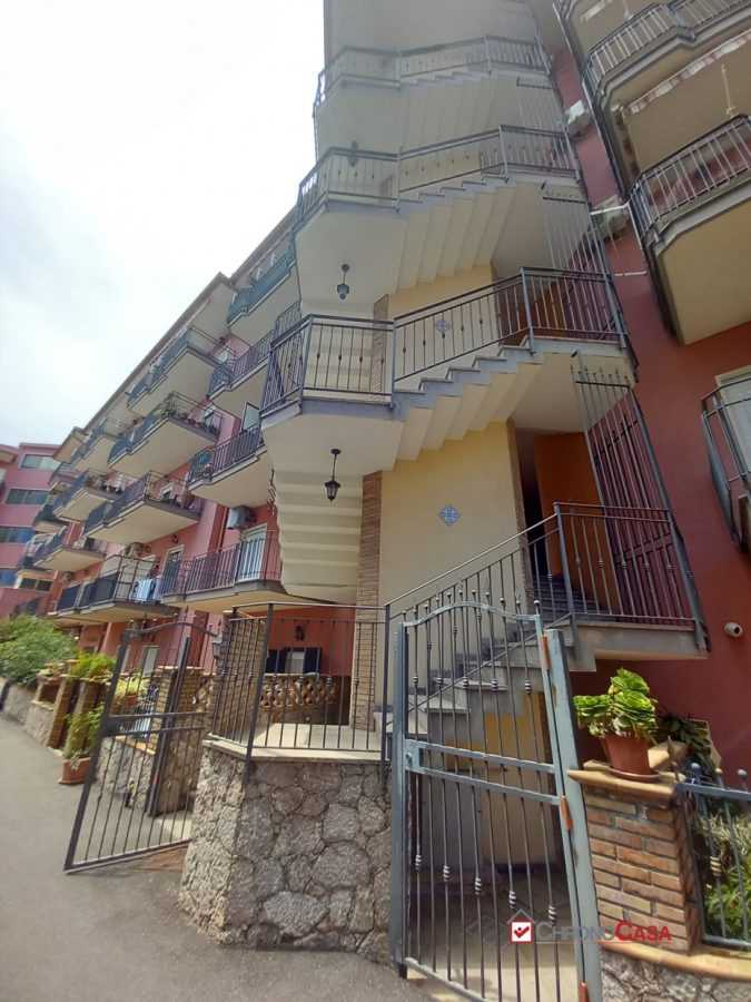 Appartamento via lungomare cristofaro colombo, Roccalumera