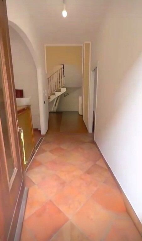 Casa indipendente Contrada Valloscura di Fermo, Fermo