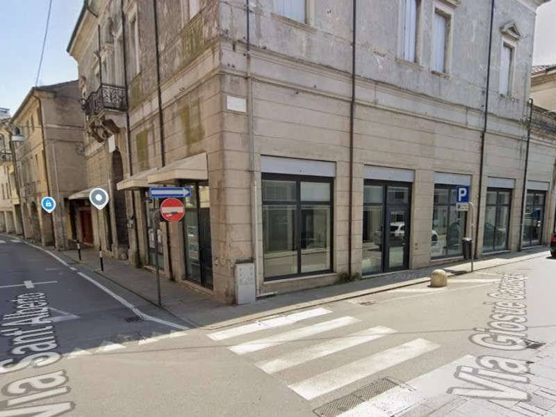 Attività  commerciale Via San Rocco, 68, Badia Polesine