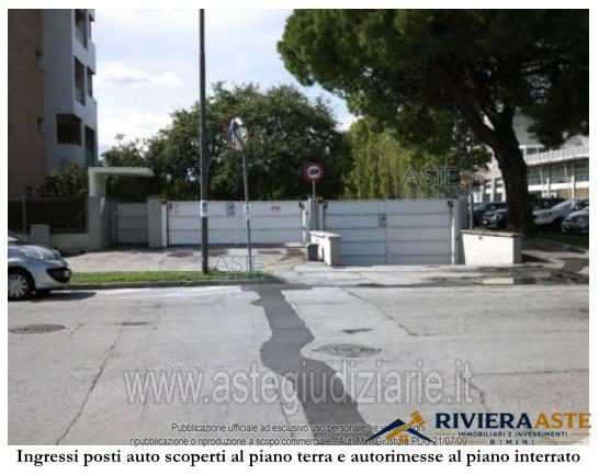 Box - Garage - Posto Auto Via Monte Rosa, Riccione