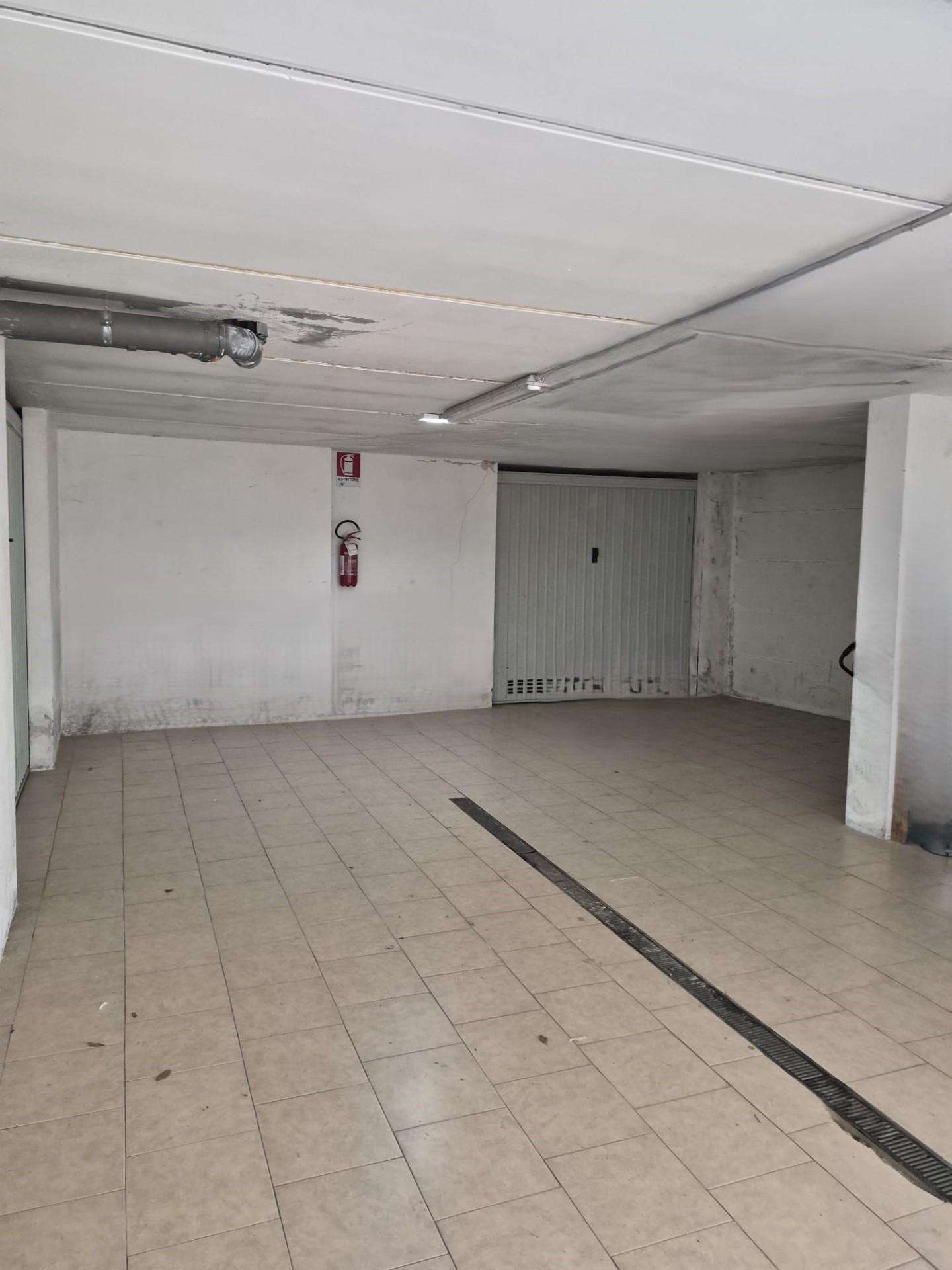 Box - Garage - Posto Auto Viale Marco Polo,, Colle di Val d'Elsa