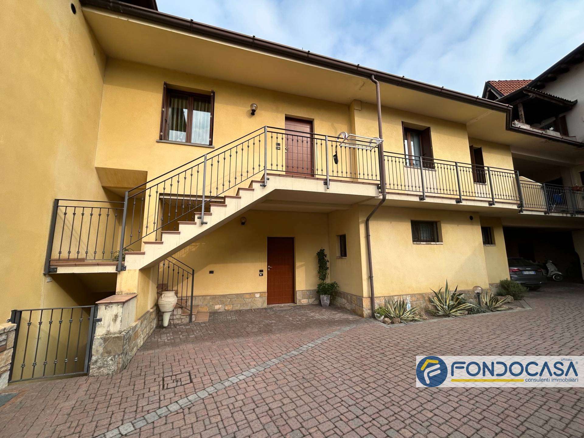 Villetta a schiera, Pontoglio