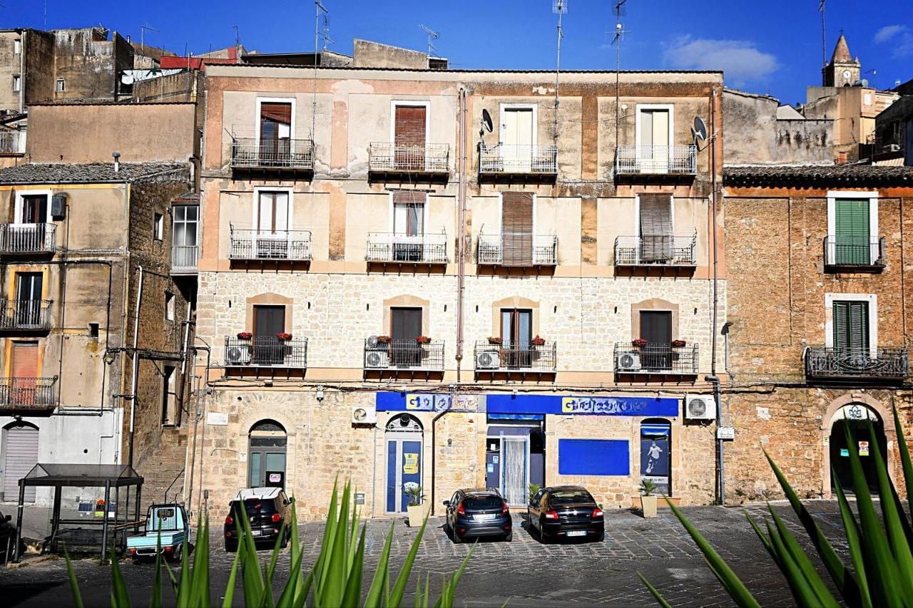 Appartamento Via Aquiladoro 1, Piazza Armerina