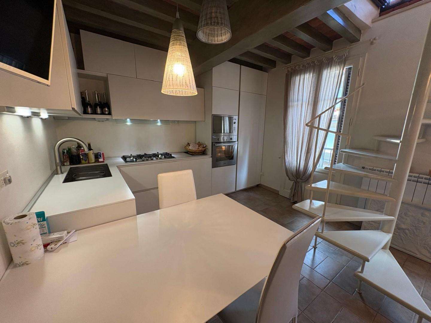 Appartamento Roma, Montignoso