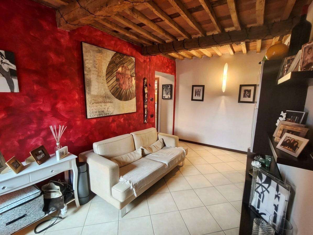 Appartamento Via Giosuè Carducci,, Pescia