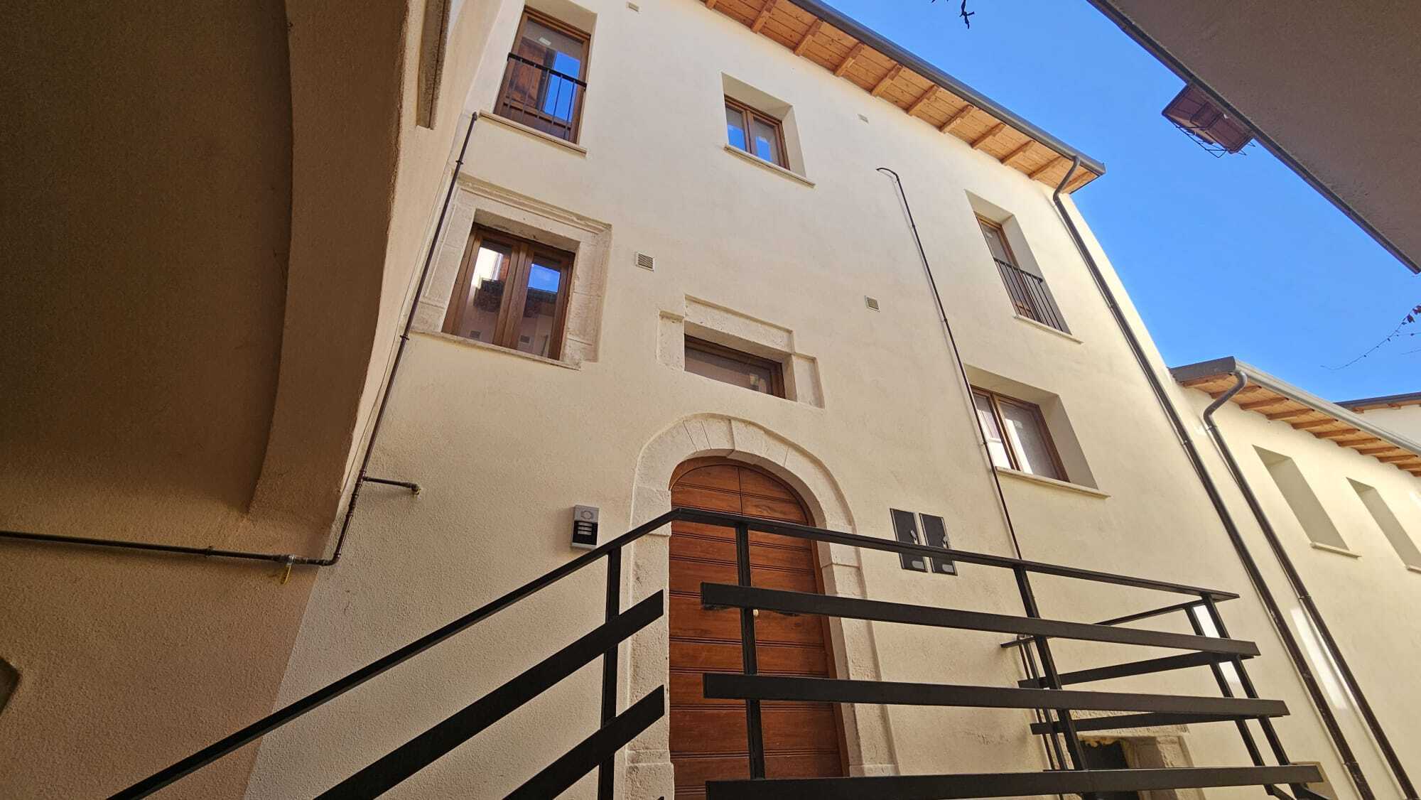 Casa indipendente Corso Duca degli Abruzzi, L'Aquila