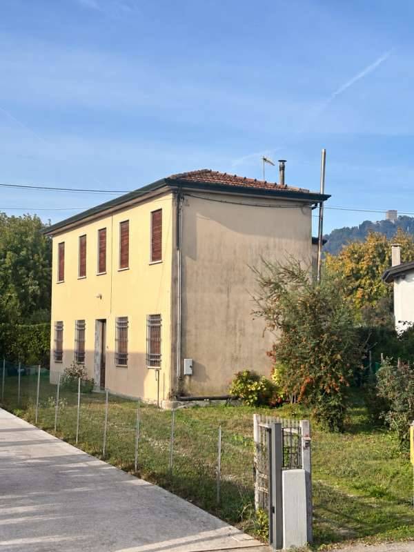 Casa indipendente Costa Calcinara, Monselice