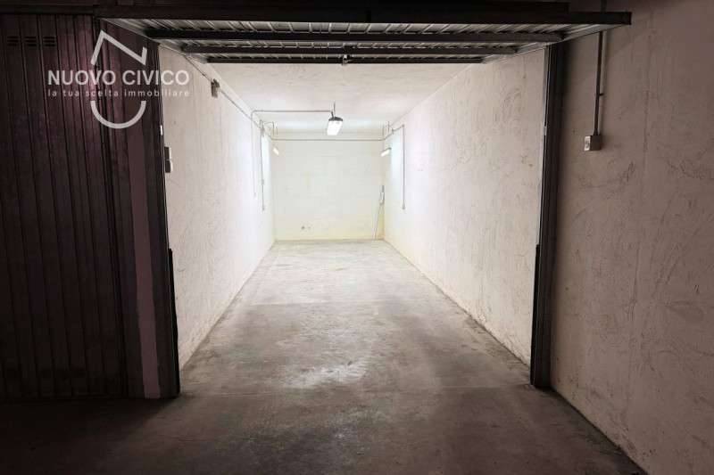 Box - Garage - Posto Auto Borgo Roma, Verona