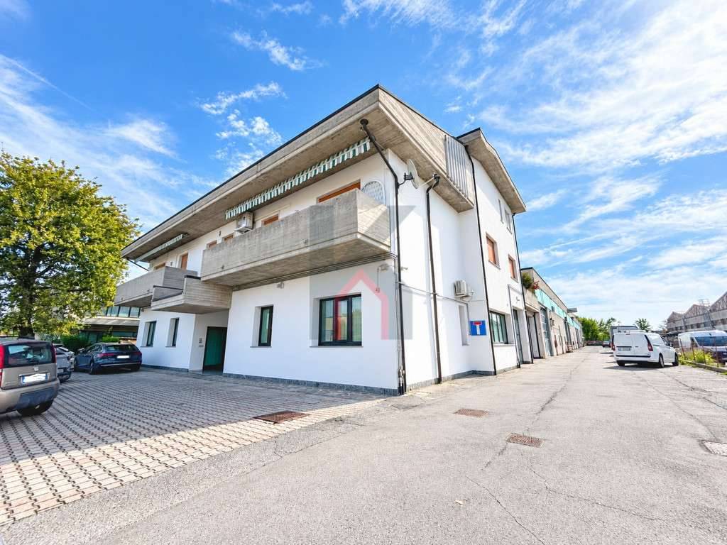 Ufficio Via Nicolò Copernico, 79a, Forlì