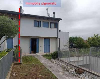 Casa Bi - Trifamiliare Cavasagra, Vedelago