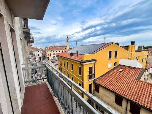 Appartamento Badia Polesine - Centro, Badia Polesine