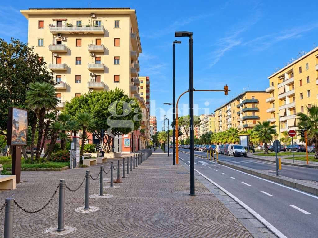 Ufficio Viale Augusto, Napoli