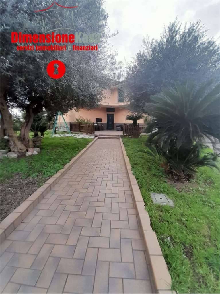 Villa Via Napoli, San Felice a Cancello