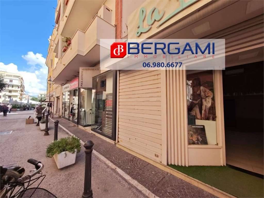 Negozio Centro, Anzio