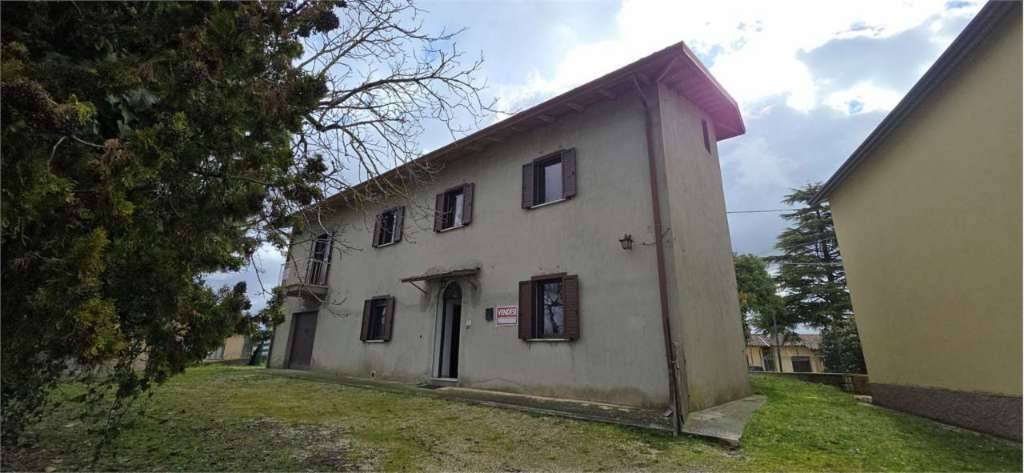 Villa Via Eugubina, Gubbio