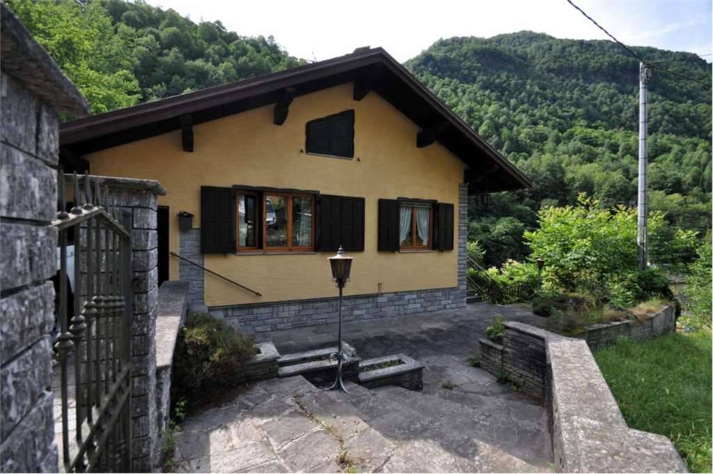 Casa indipendente Strada Statale 549 di Macugnaga, Calasca-Castiglione