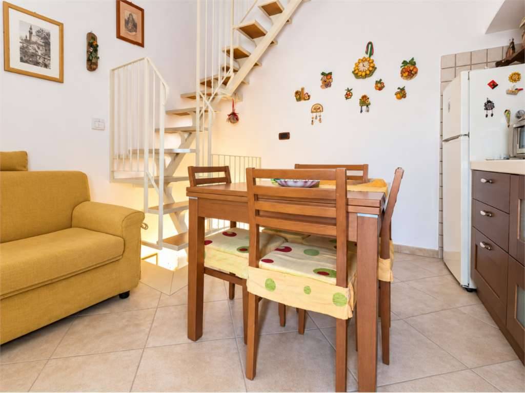 Casa indipendente Piazza Guglielmo Marconi, Bitonto
