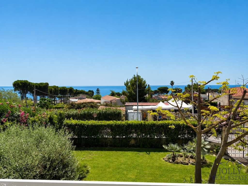Villa Viale dei Lidi, 354, Siracusa