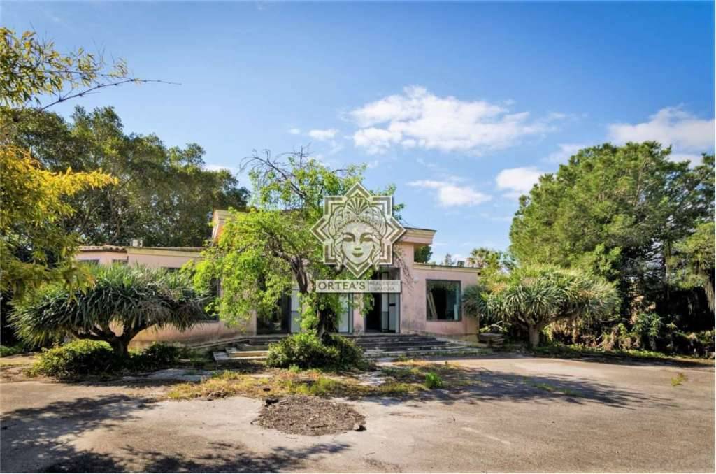 Villa Isola, Siracusa
