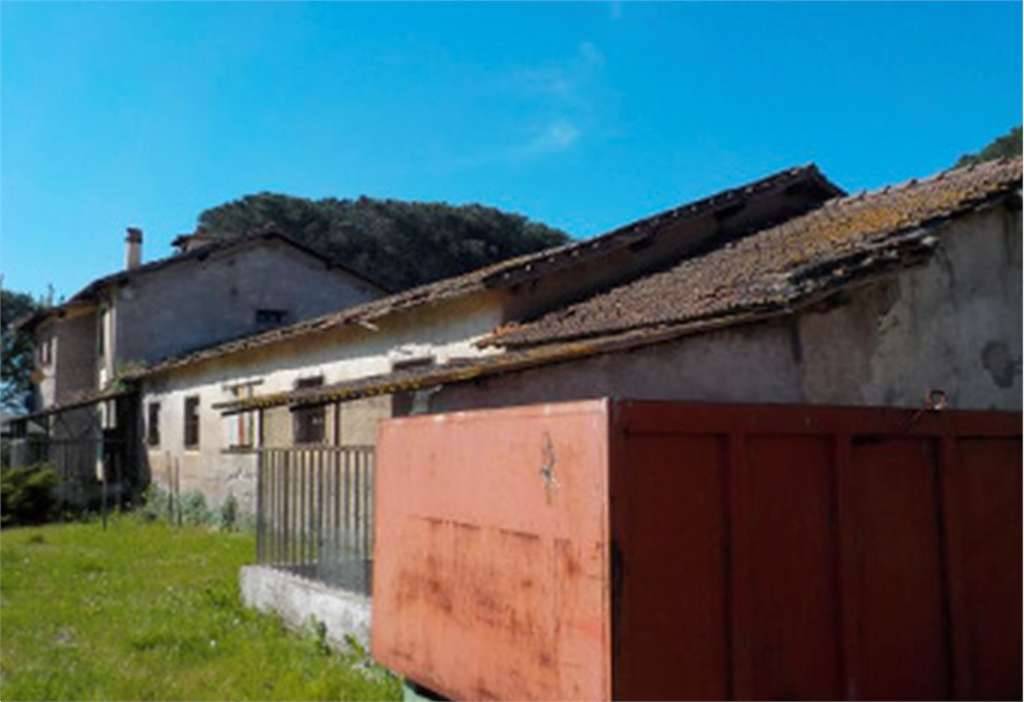 Magazzino - Deposito Via Torre di Lazzaria, Velletri