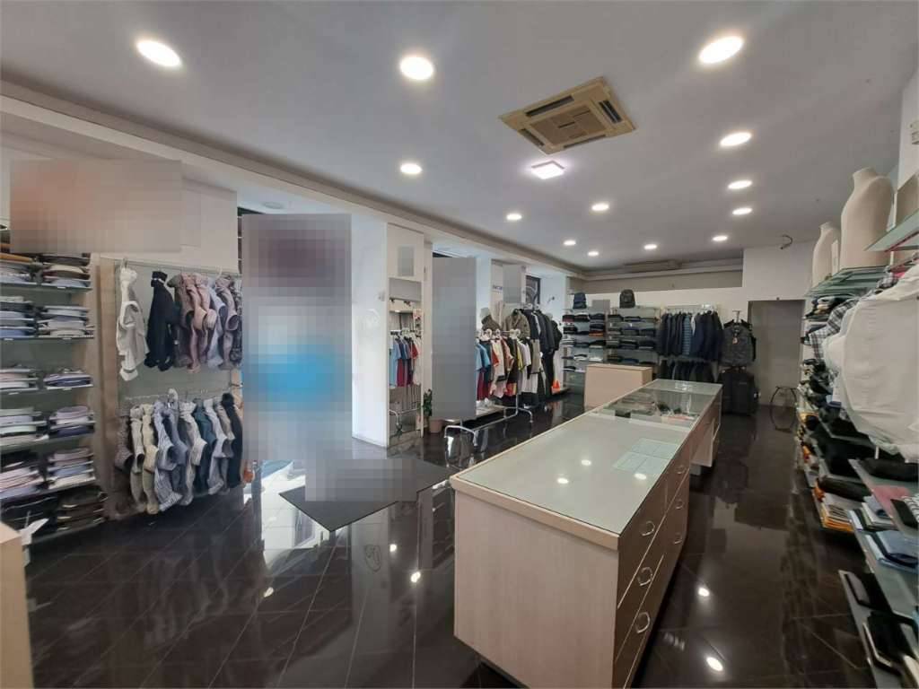 Negozio Via Magenta, 48, Livorno